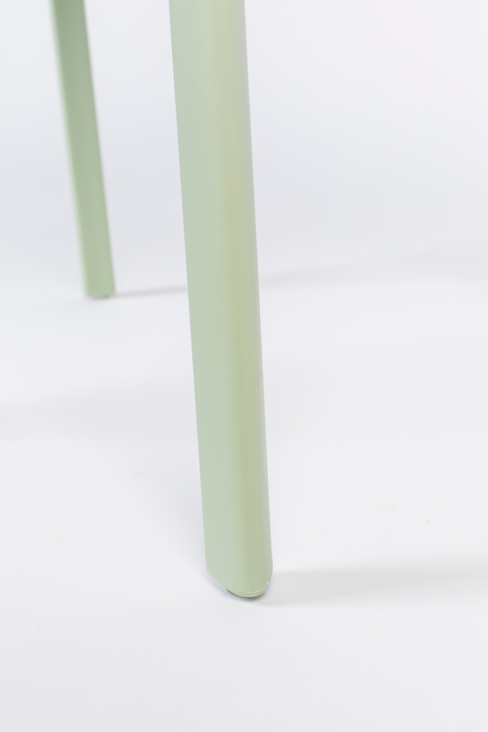 Fiberglass Modern Dining Chairs (4) | DF Clive | Oroa.com