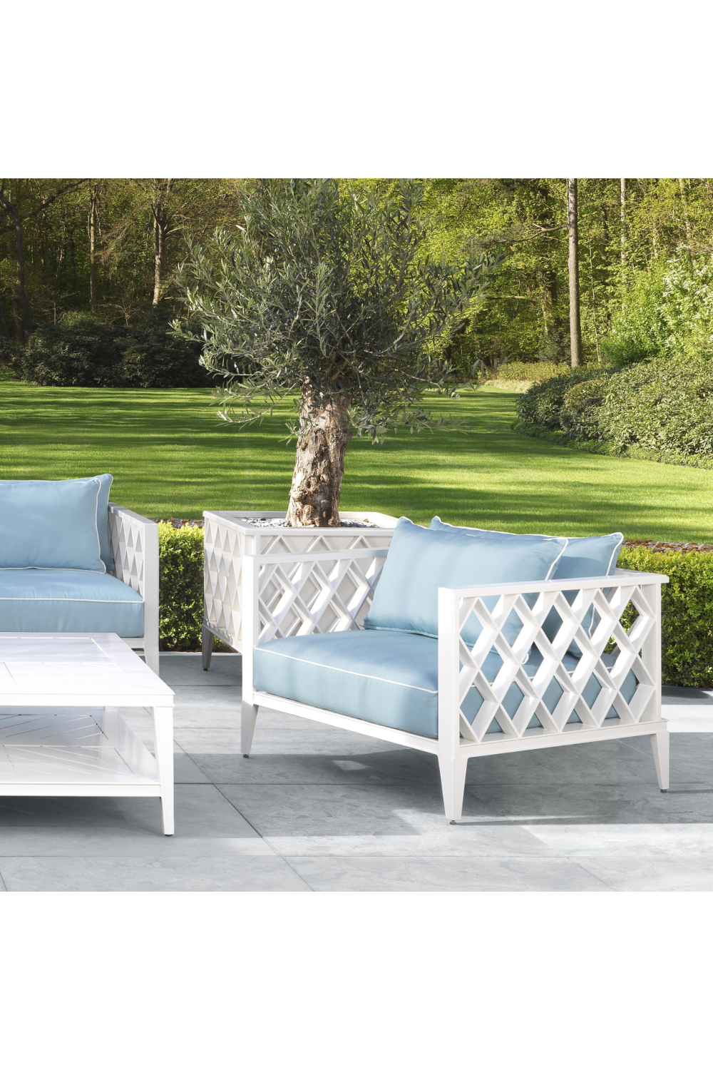 Outdoor Sunbrella Lounge Chair | Eichholtz Ocean Club | Oroa.com