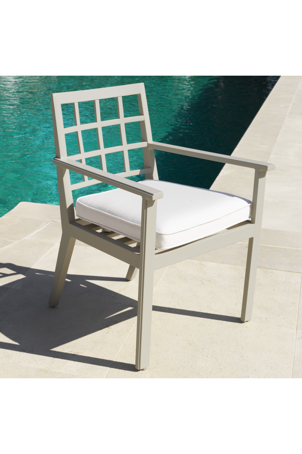 Sunbrella Outdoor Dining Armchair | Eichholtz Cap-Ferrat | Oroa.com