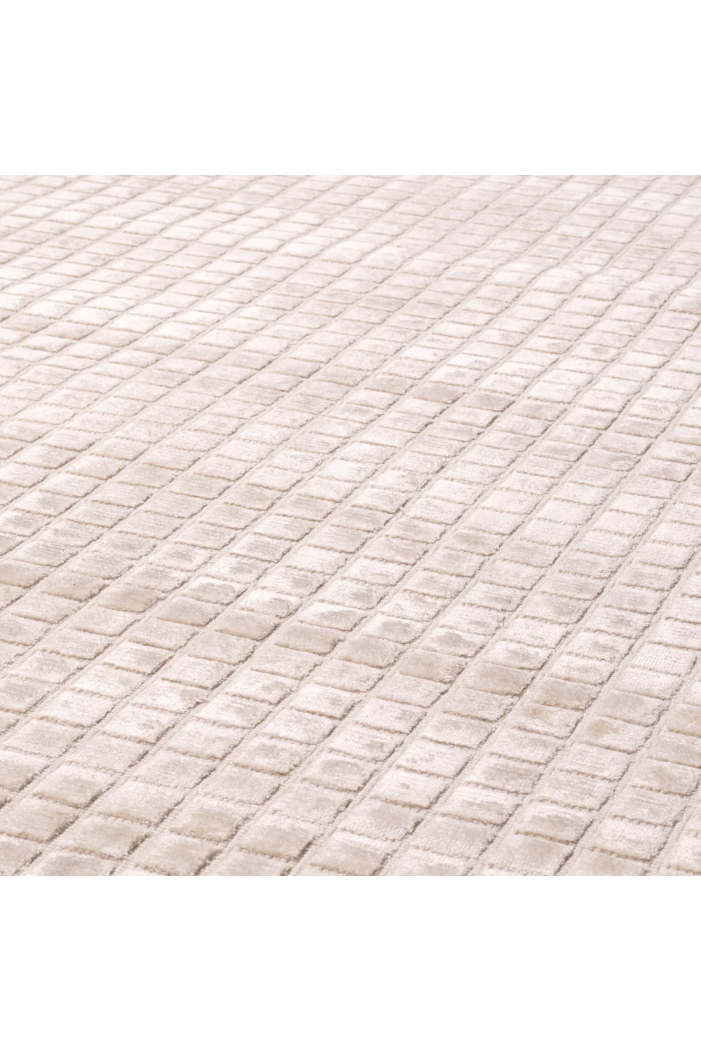 Silver Sand Hand Woven Rug | Eichholtz Crown | Oroa.com