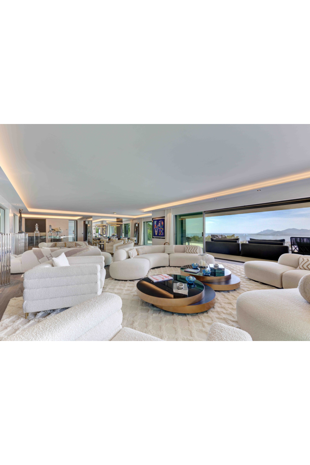 Brass Stacked Coffee Table | Eichholtz Griffith | Oroa.com