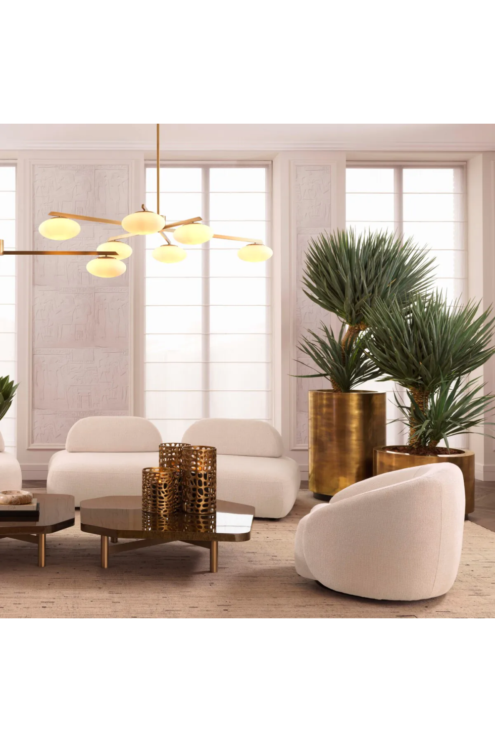 Vintage Brass Round Planter | Eichholtz Jasper | Oroa.com