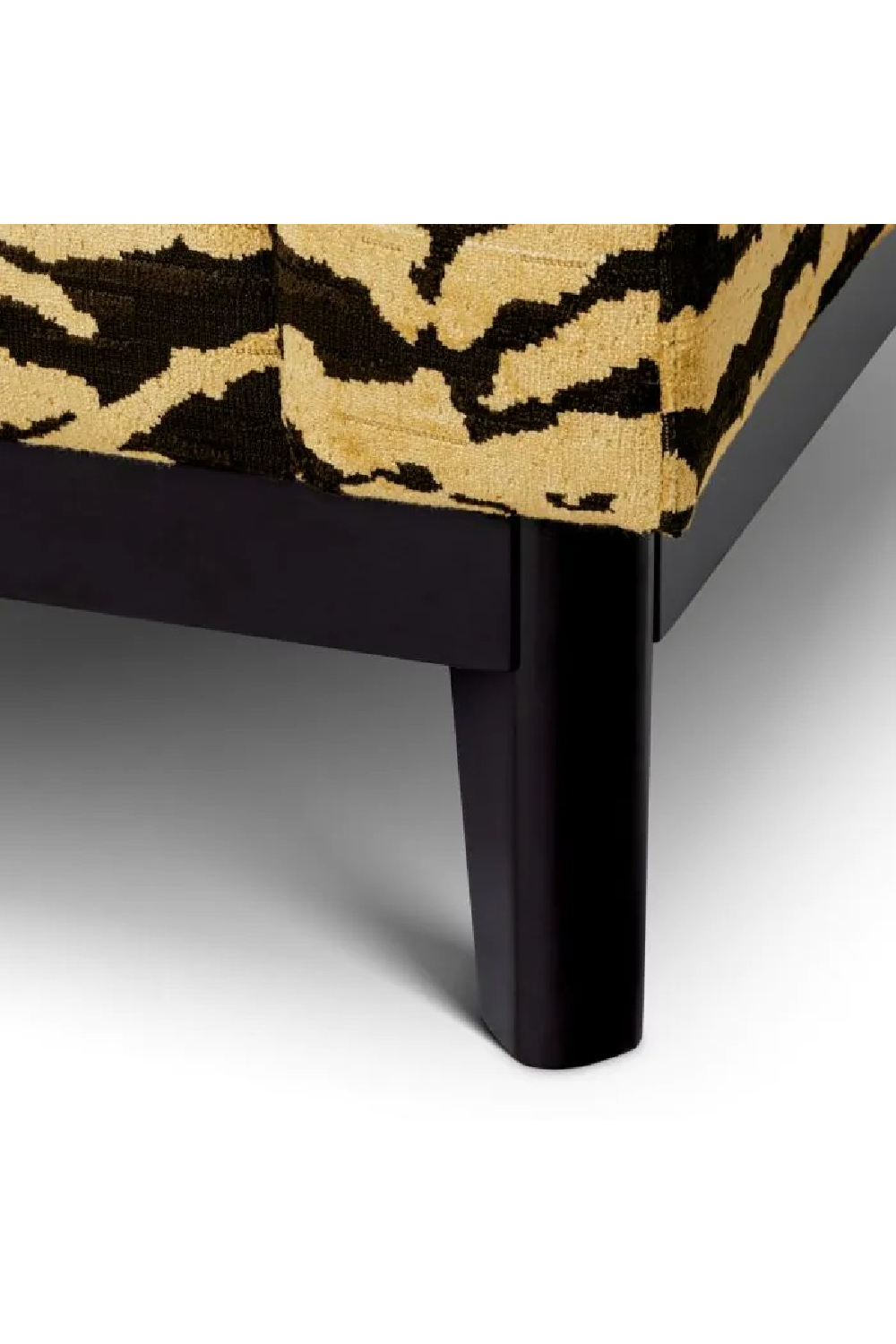 Animal Print Lounge Chair | Eichholtz Flux | Oroa.com