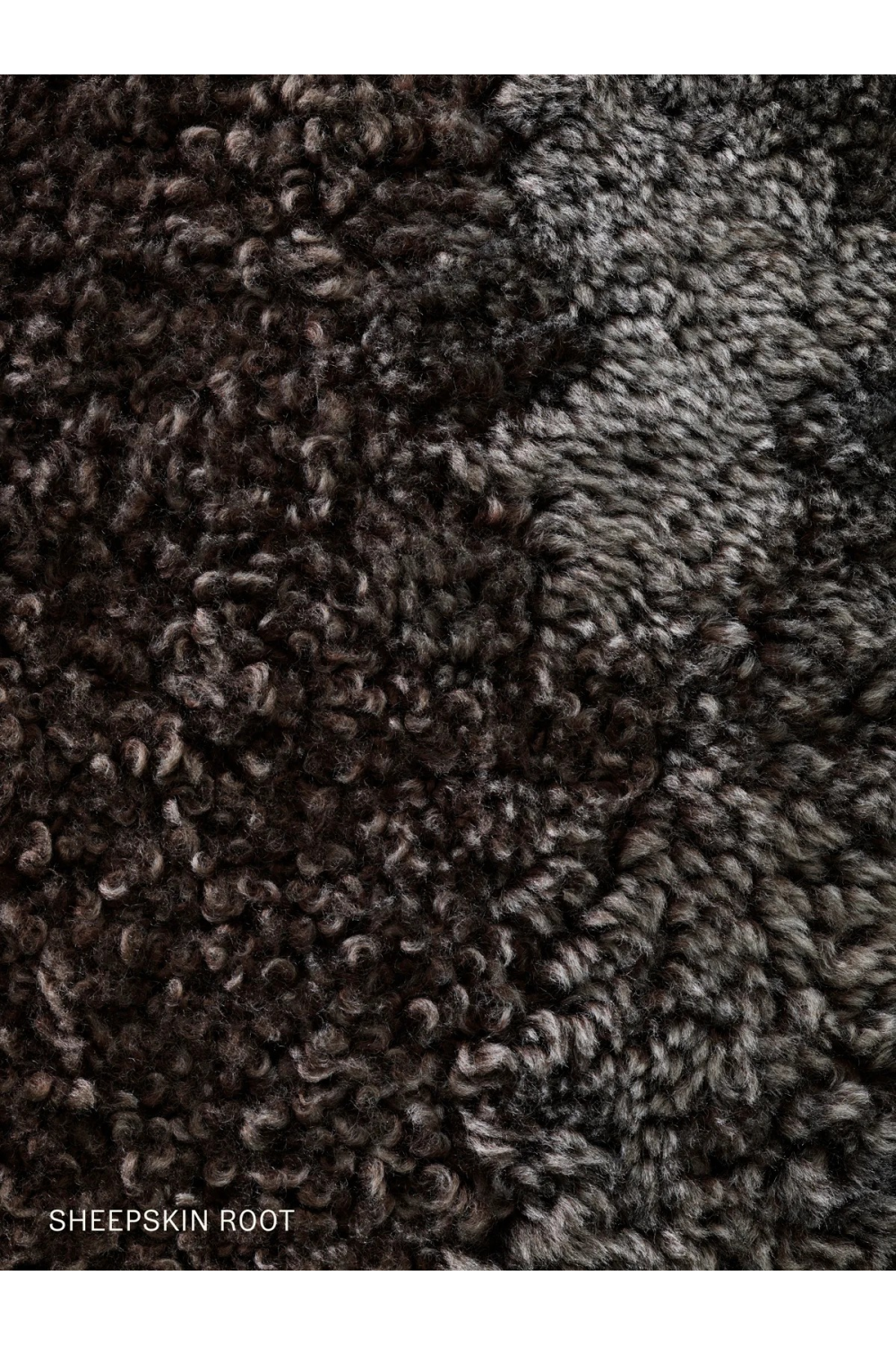 Sheepskin Lounge Chair | Audo Copenhagen Brasilia | Oroa.com