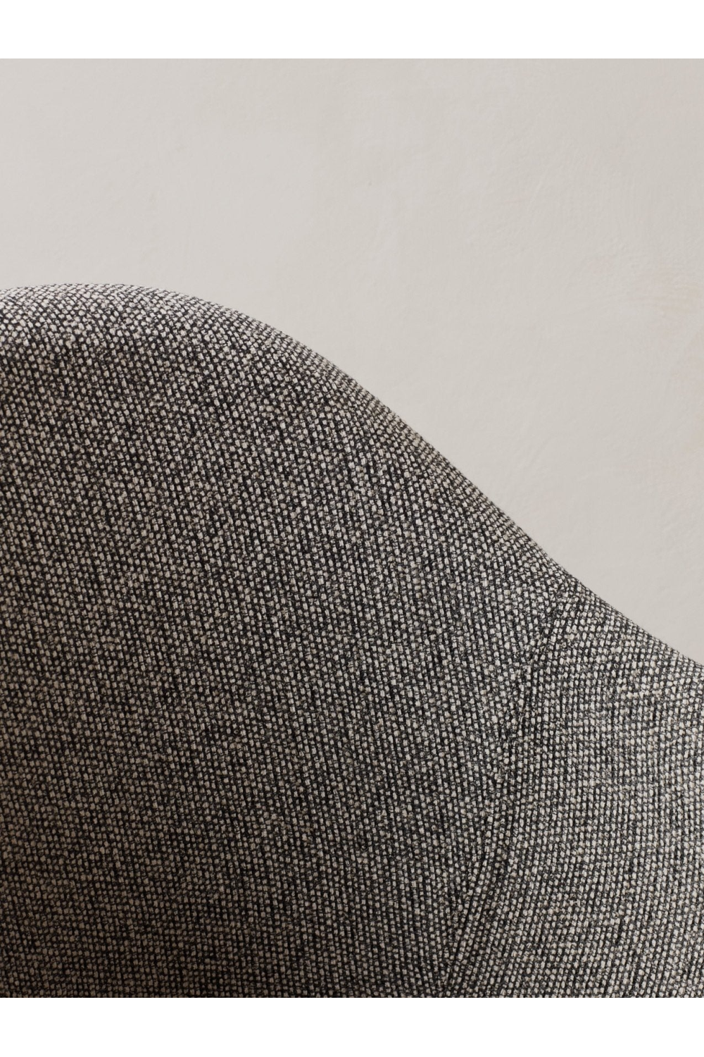 Minimalist Shell Lounge Chair | Audo Copenhagen Harbour | Oroa.com