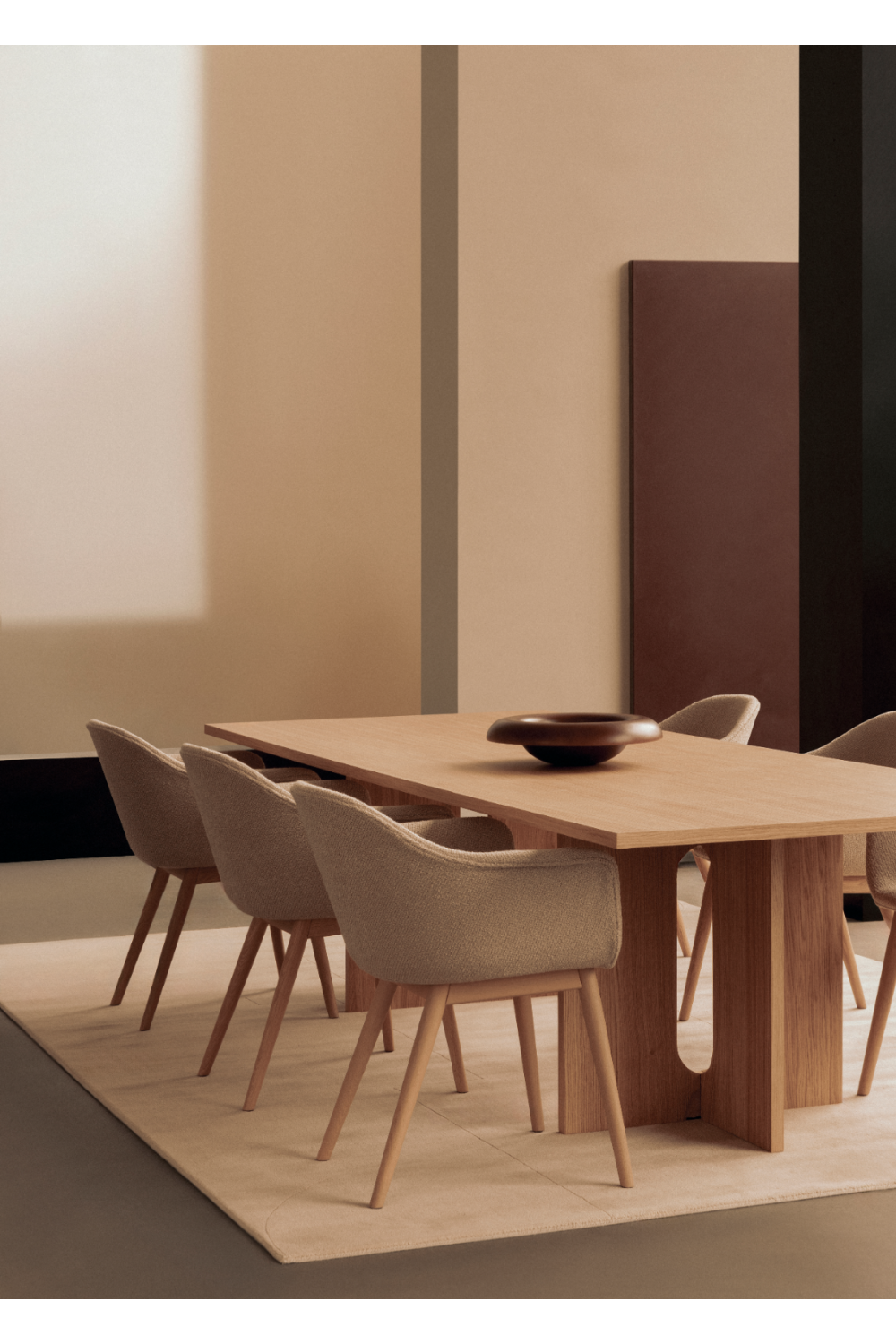 Wooden Base Upholstered Dining Chair | Audo Copenhagen Harbour | Oroa.com
