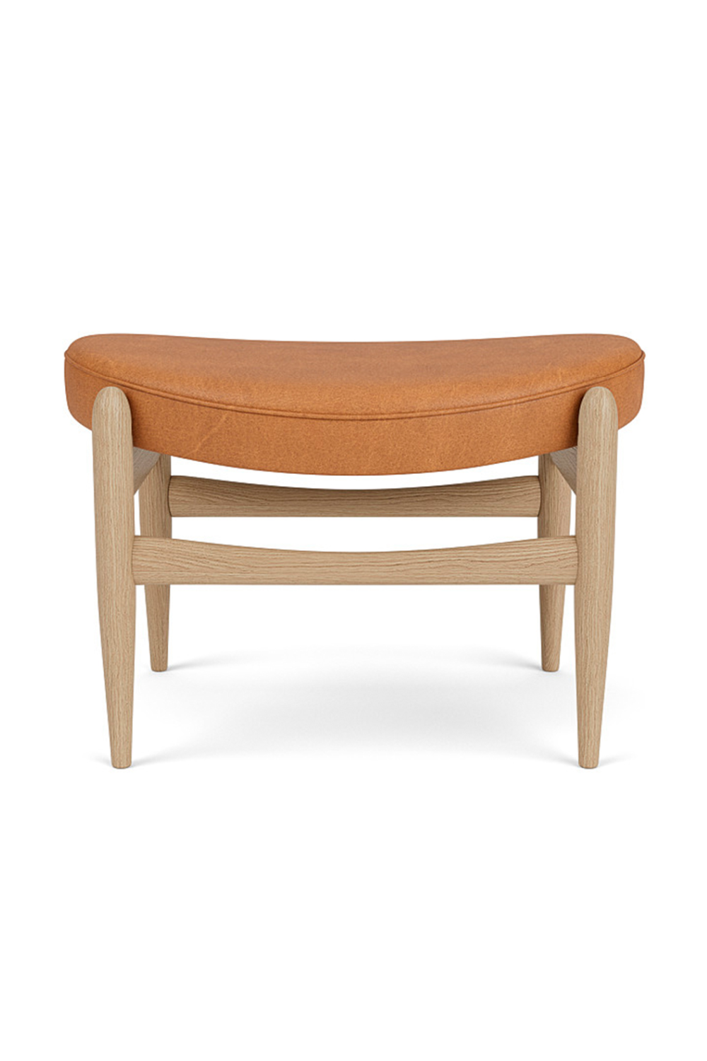 Wooden Base Padded Ottoman | Audo Copenhagen Elizabeth | Oroa.com