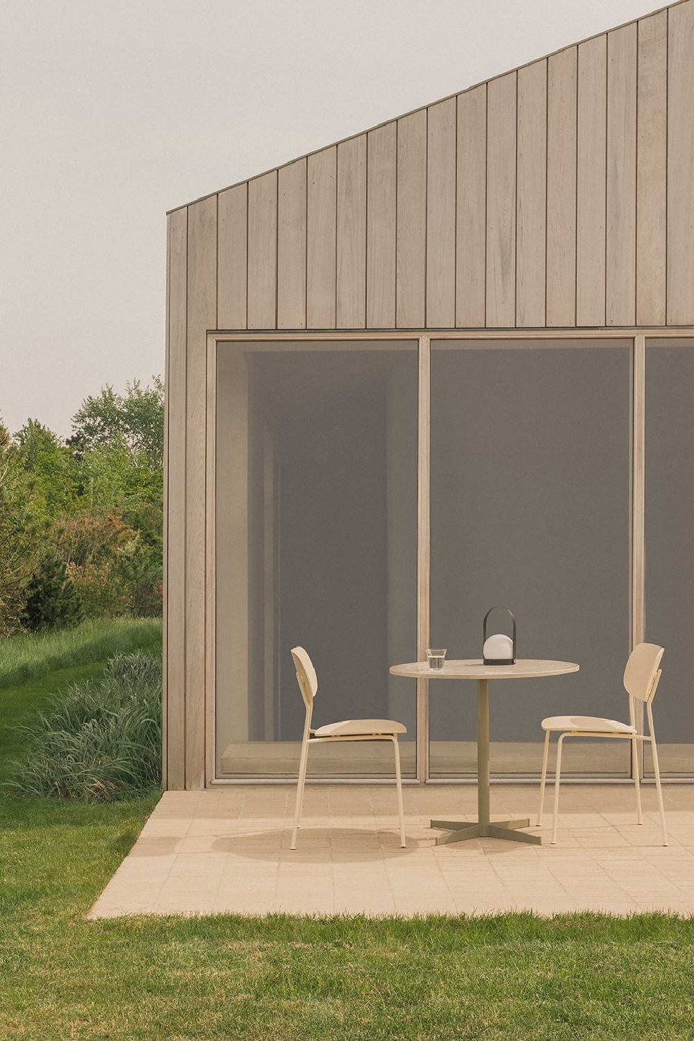 4-Star Base Round Dining Table L | Audo Copenhagen Nook | Oroa.com