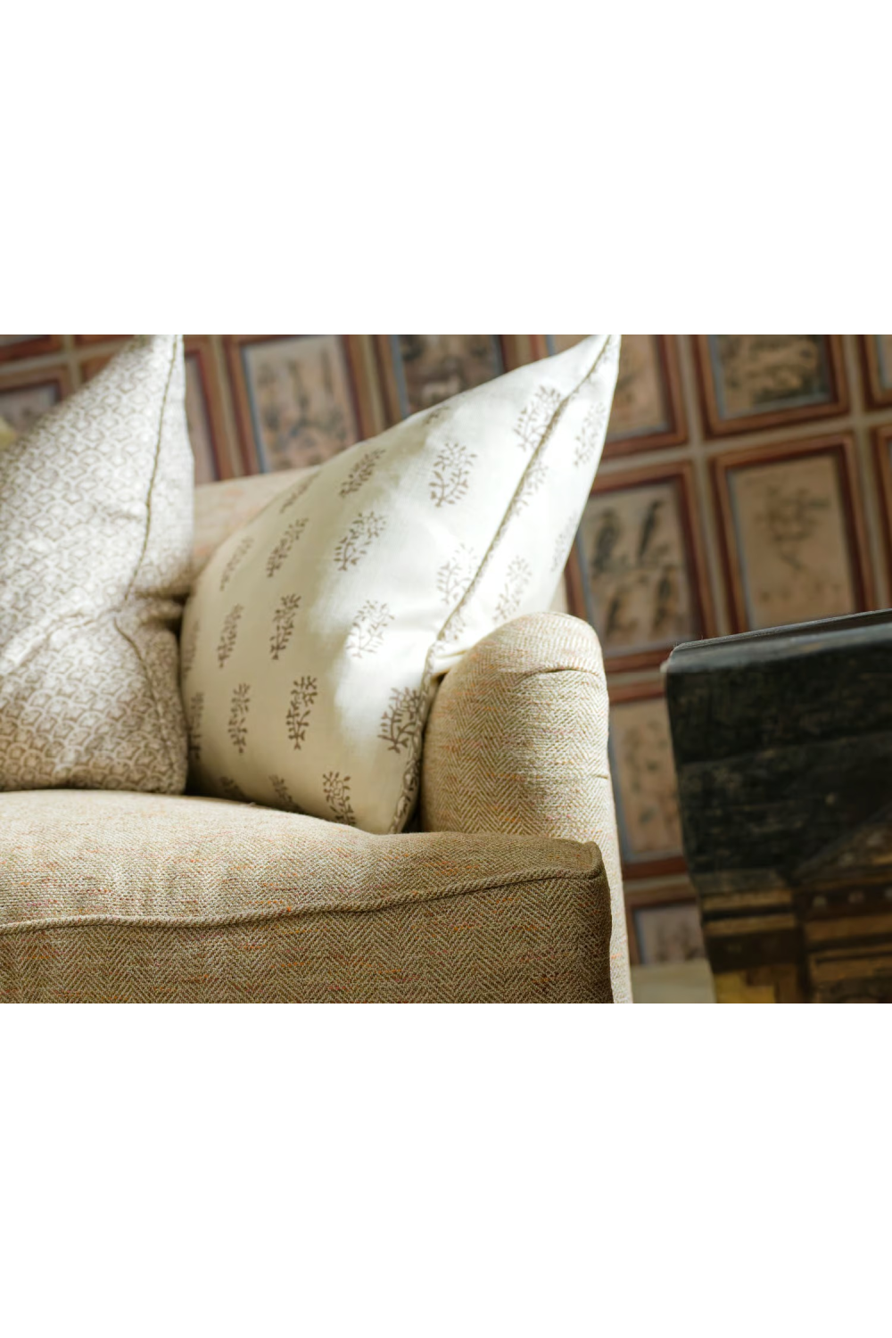 Floral Linen Cushion | Andrew Martin Thyme | Oroa.com