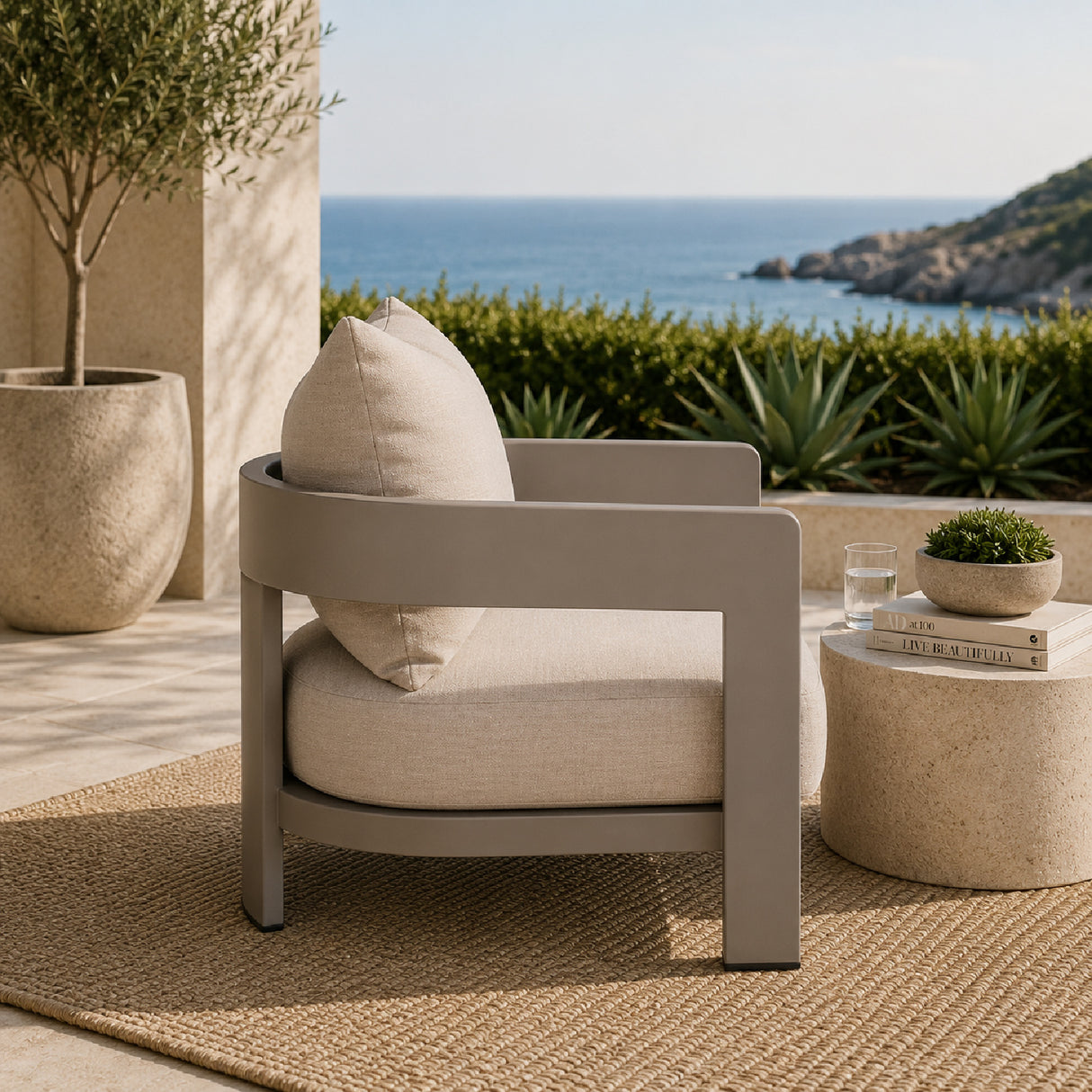 Curved Aluminum Outdoor Accent Chair | Oroa.com