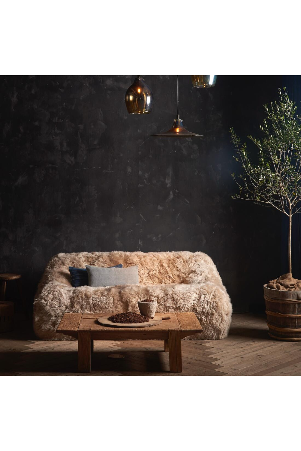 Sheepskin 2-Seater Sofa | Andrew Martin Baqtasi | Oroa.com