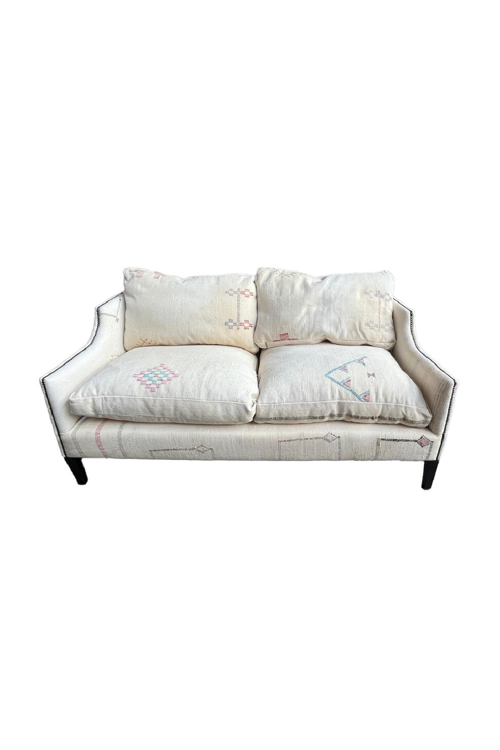 Moroccan Fabric Sofa | Andrew Martin Regal | Oroa.com