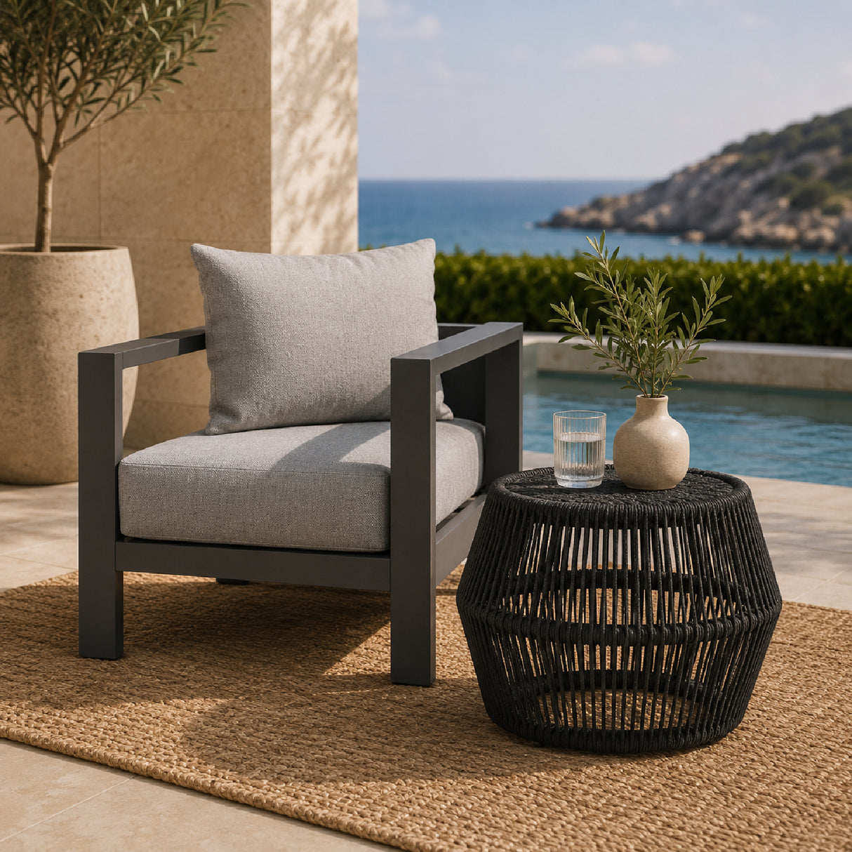 Geometrical Outdoor Side Table | Oroa.com
