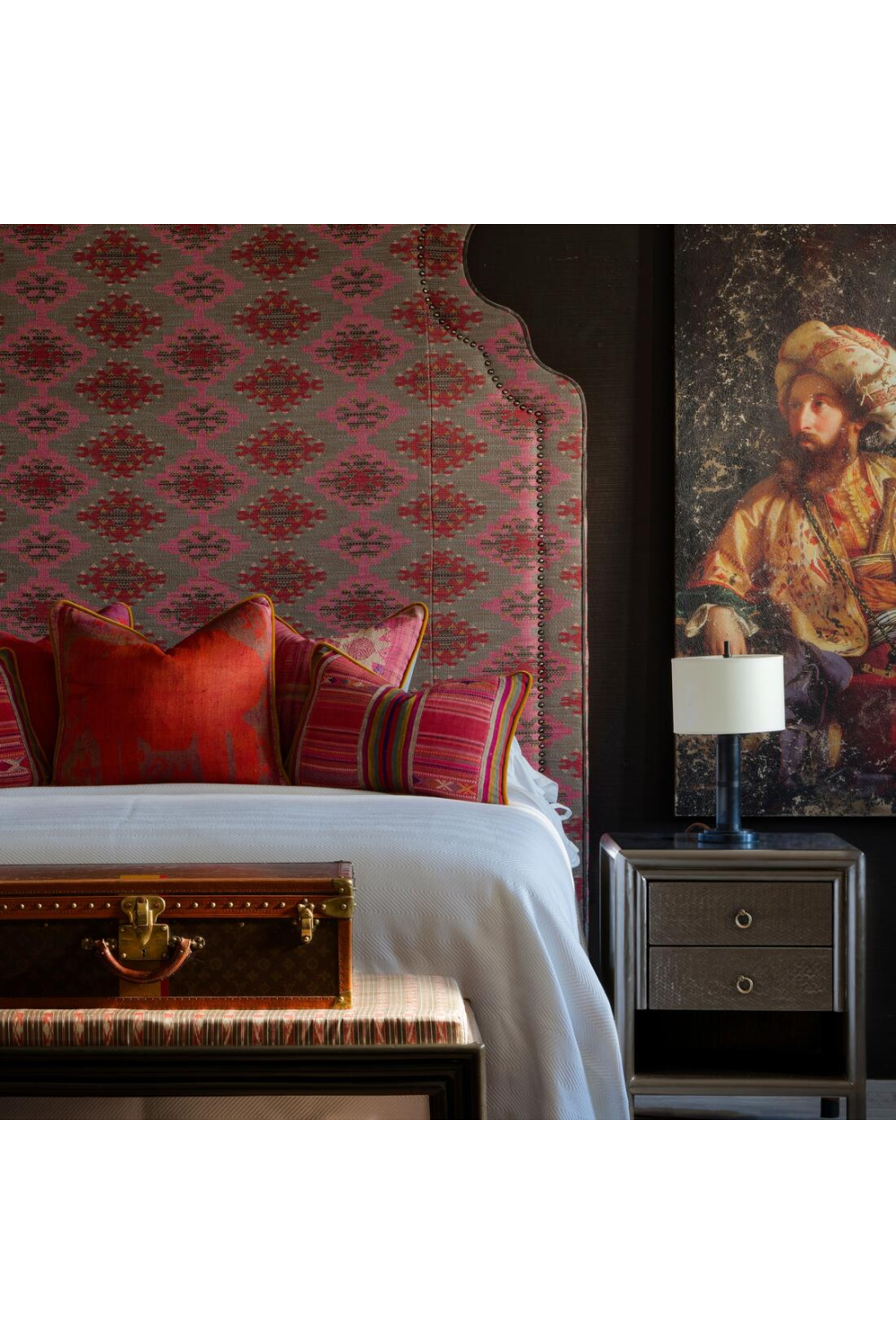 Black 2-Drawer Nightstand | Andrew Martin Concordia | Oroa.com