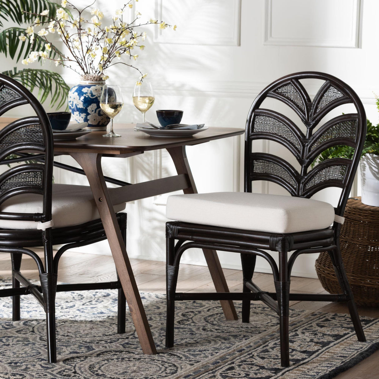 Modern European furniture - Banana Leaf Design Dining Chair - www.oroa.com | Oroa.com