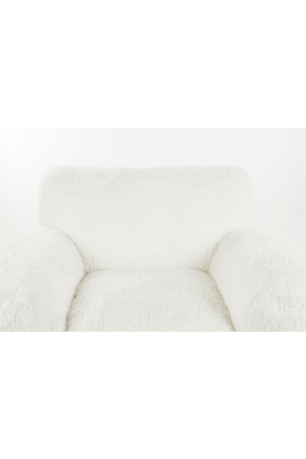 White Chunky Lounge Chair | Bold Monkey Cuddle the Yeti | OROA.com