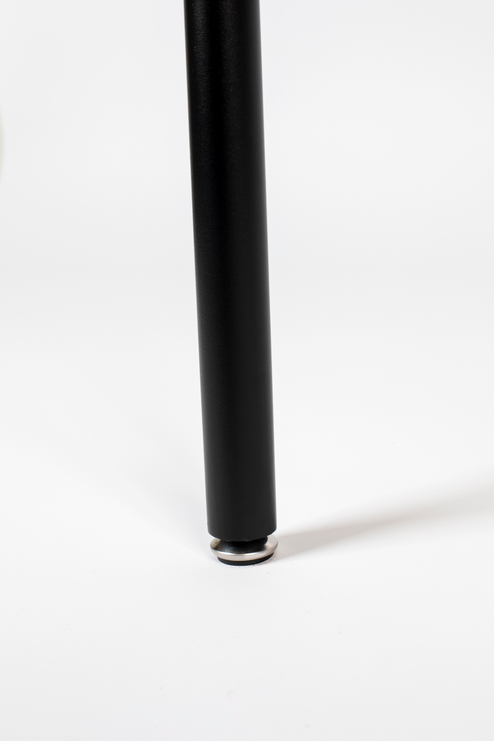 Rattan Boarder Dining Table | Bold Monkey Don't Stop The Webbing | Oroa.com