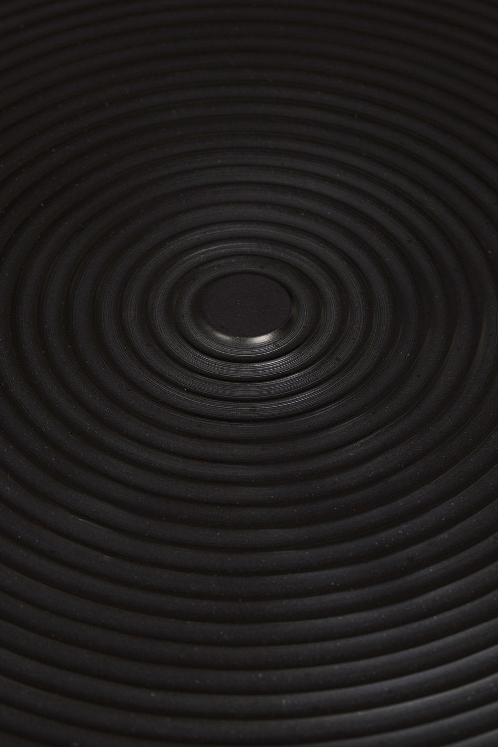 Round Pedestal Side Table | Bold Monkey Hypnotising | Oroa.com