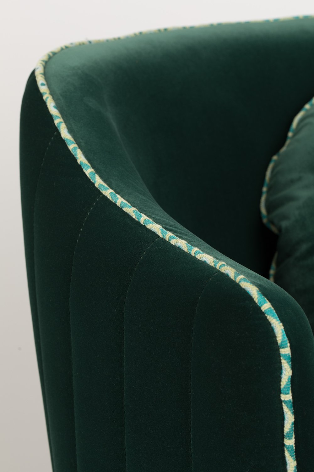 Velvet Swivel Lounge Chair | Oroa.com