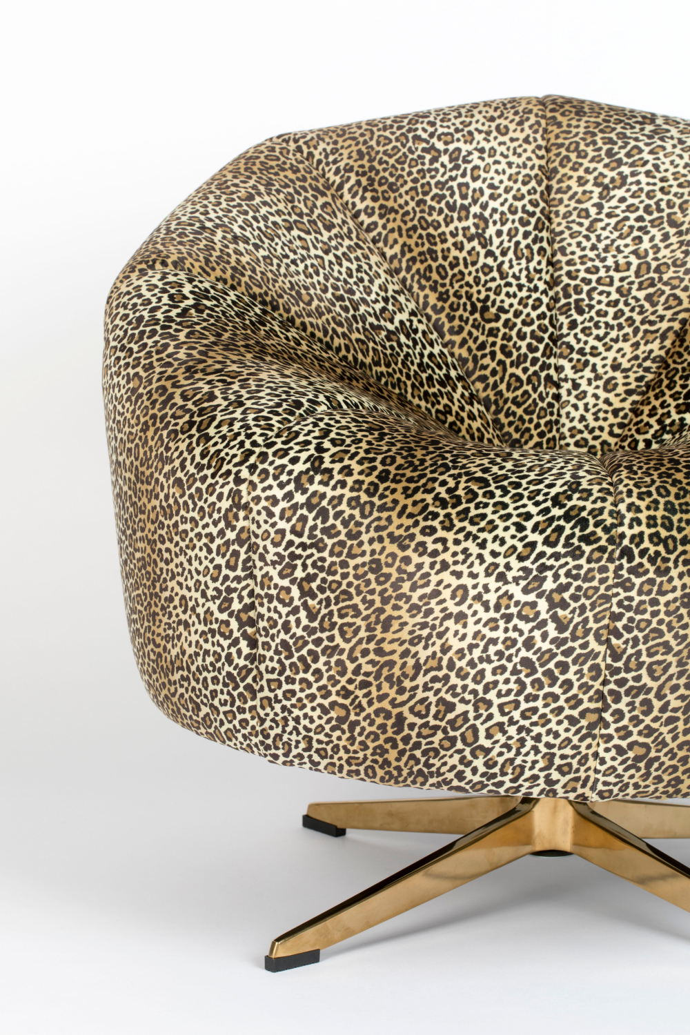 Animal Skin Swivel Lounge Chair | Oroa.com