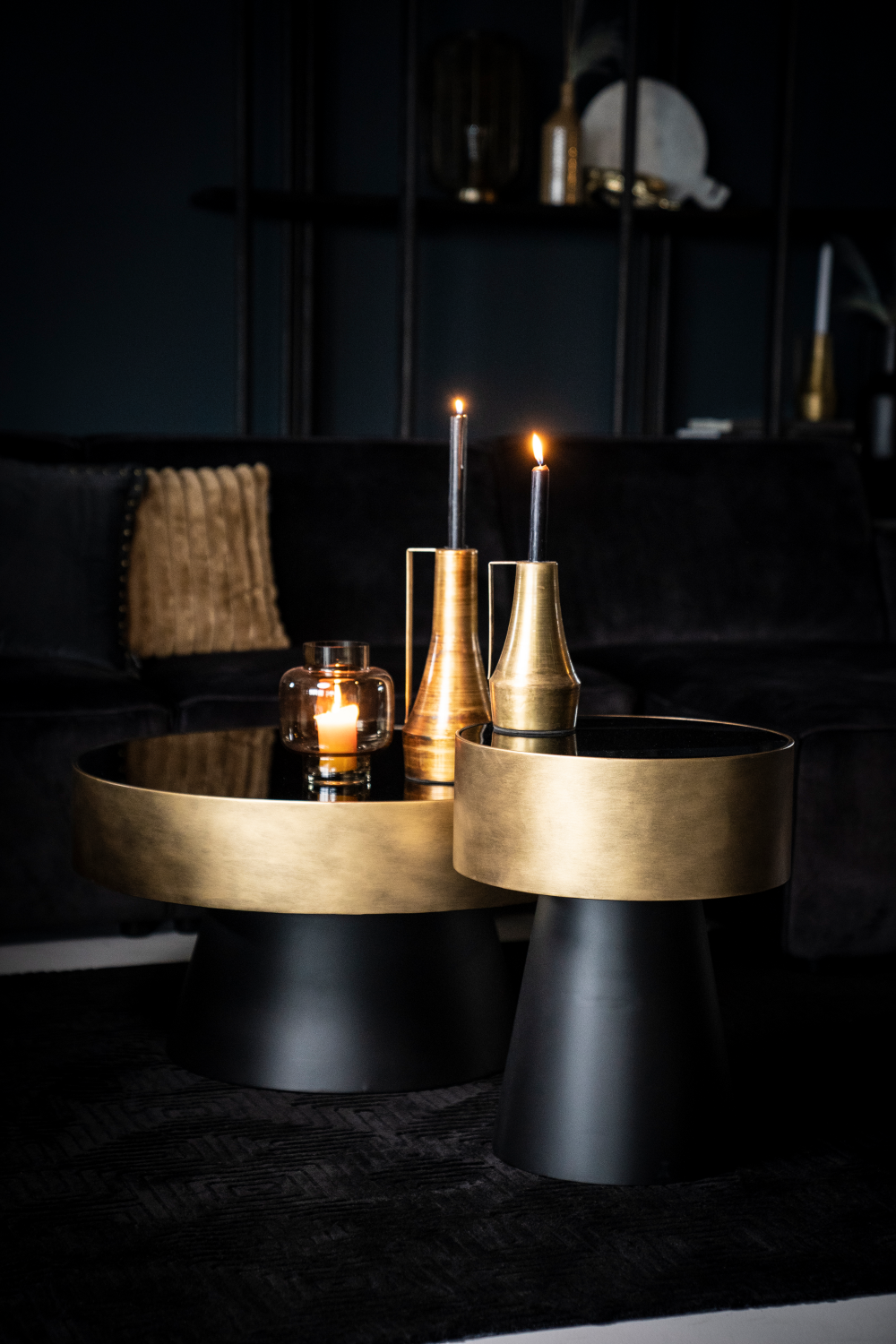 Contemporary Round Coffee Table | Oroa.com