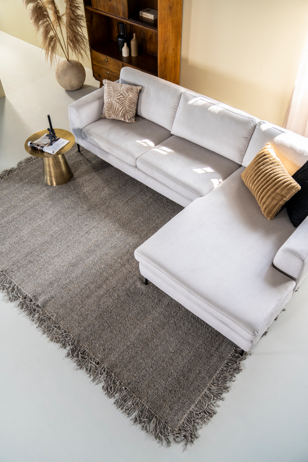 Brass Pedestal Side Table | By-Boo Mastic | Oroa.com