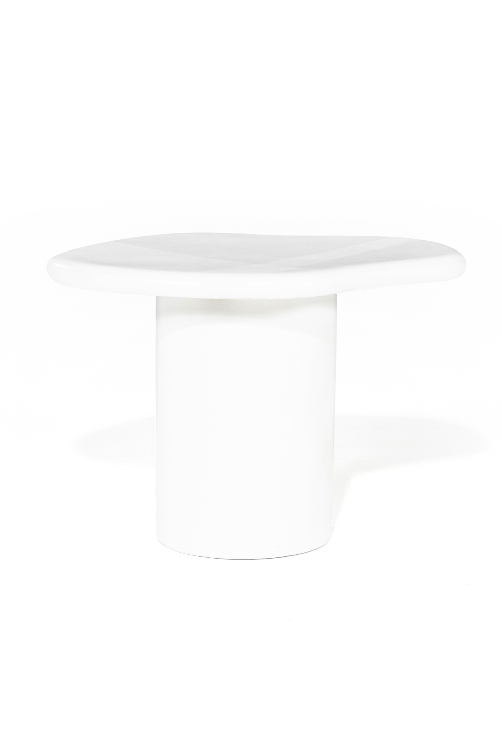 White Organic Side Table | By-Boo Seki | OROA.com