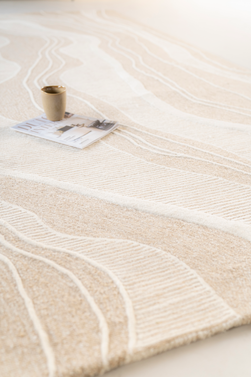 Beige Swirl Wool Rug | By-Boo Soil | Oroa.com
