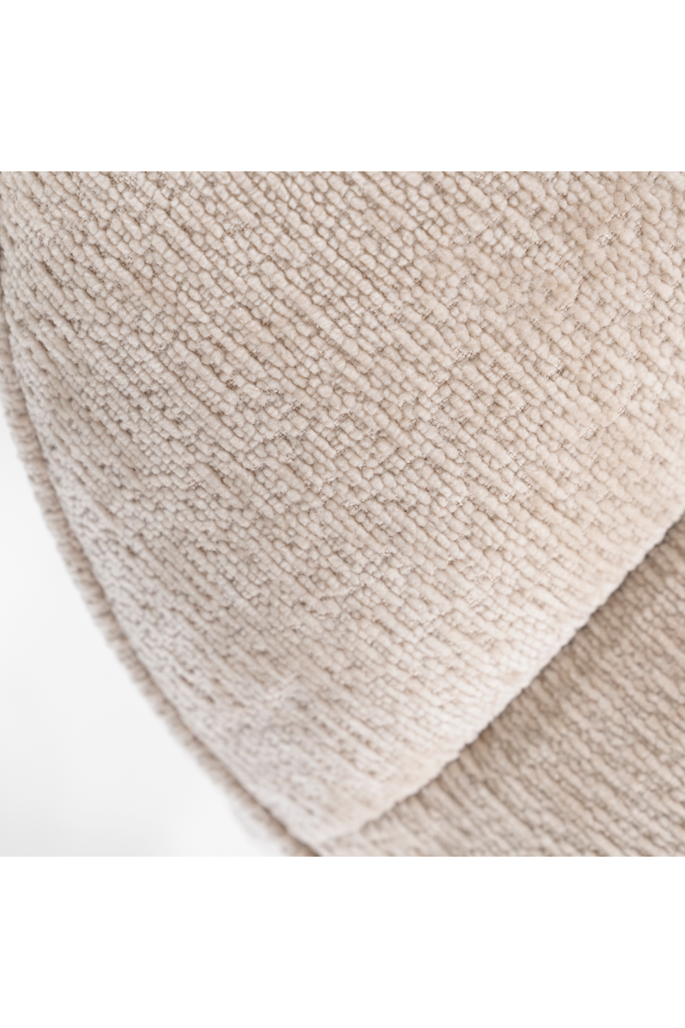 Modern Swivel Lounge Chair | By-Boo Derby | OROA.com