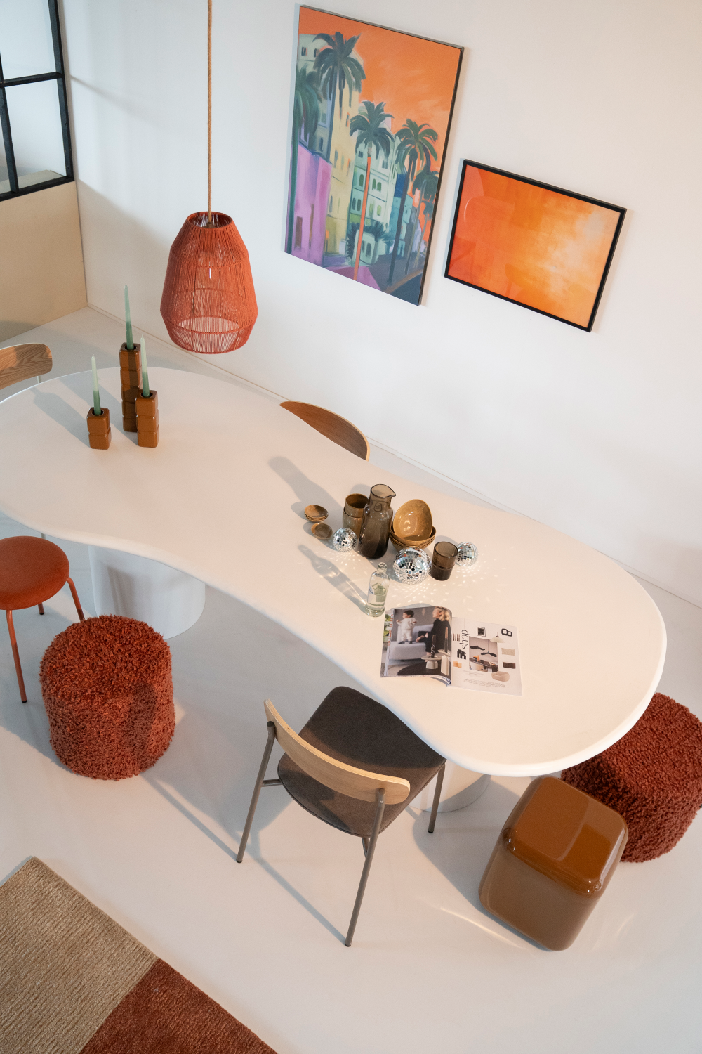 White Glass Organic Dining Table | Oroa.com