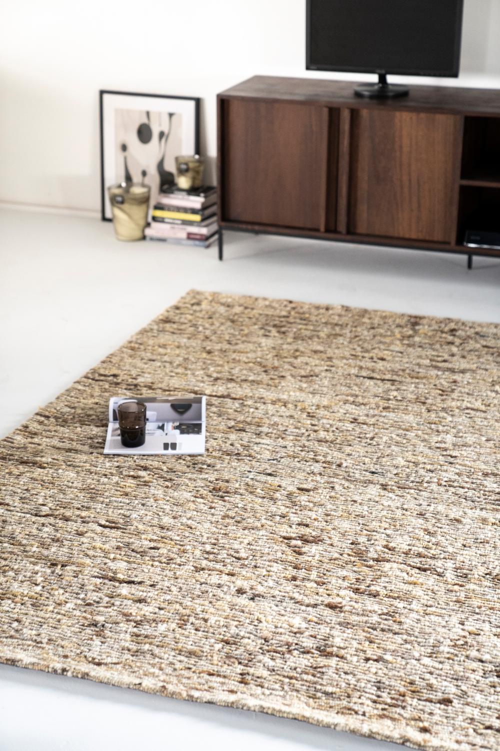Wool Minimalist Rug 5' x 8' | Oroa.com