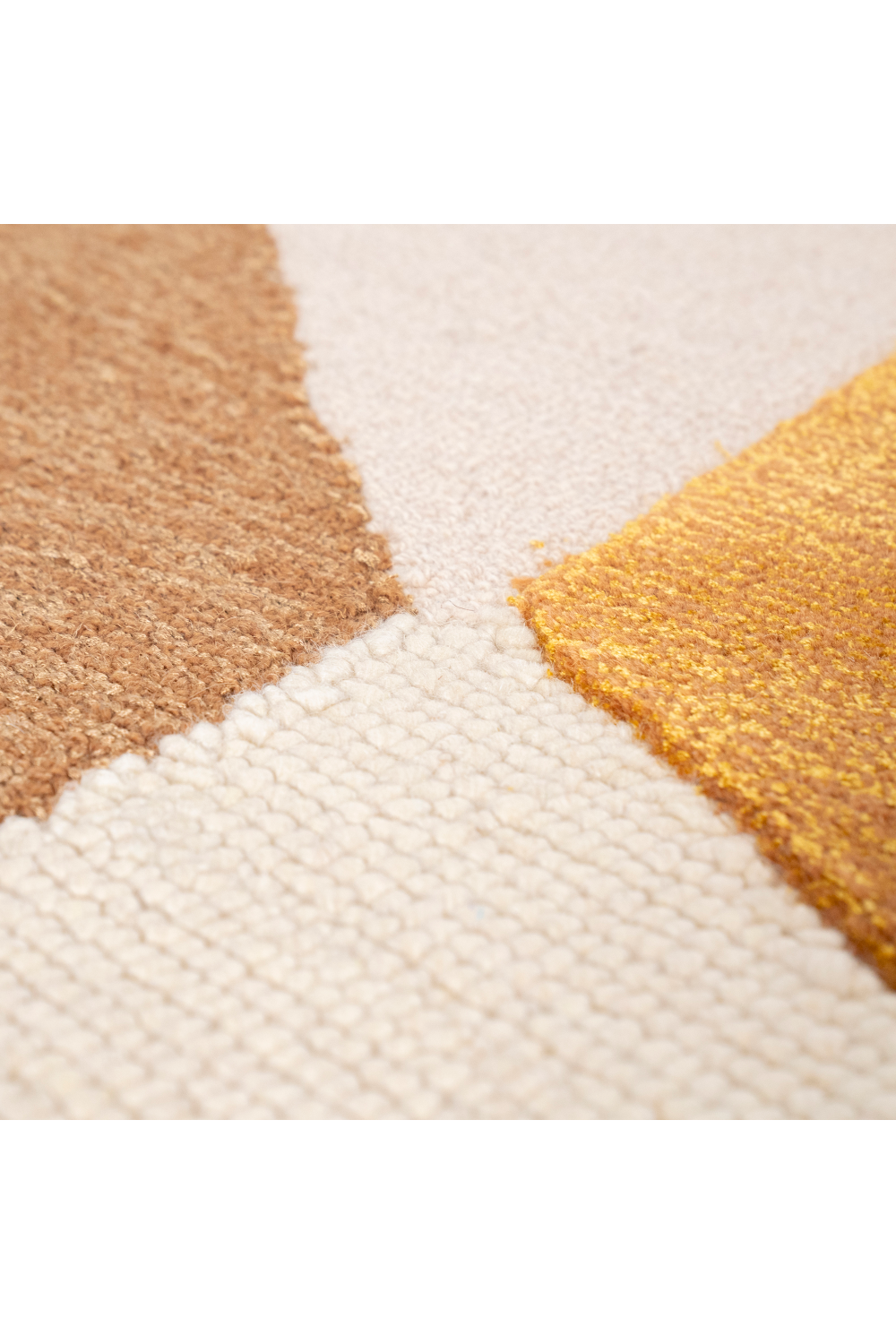 Patterned Wool Rug 6' x 10' | Oroa.com