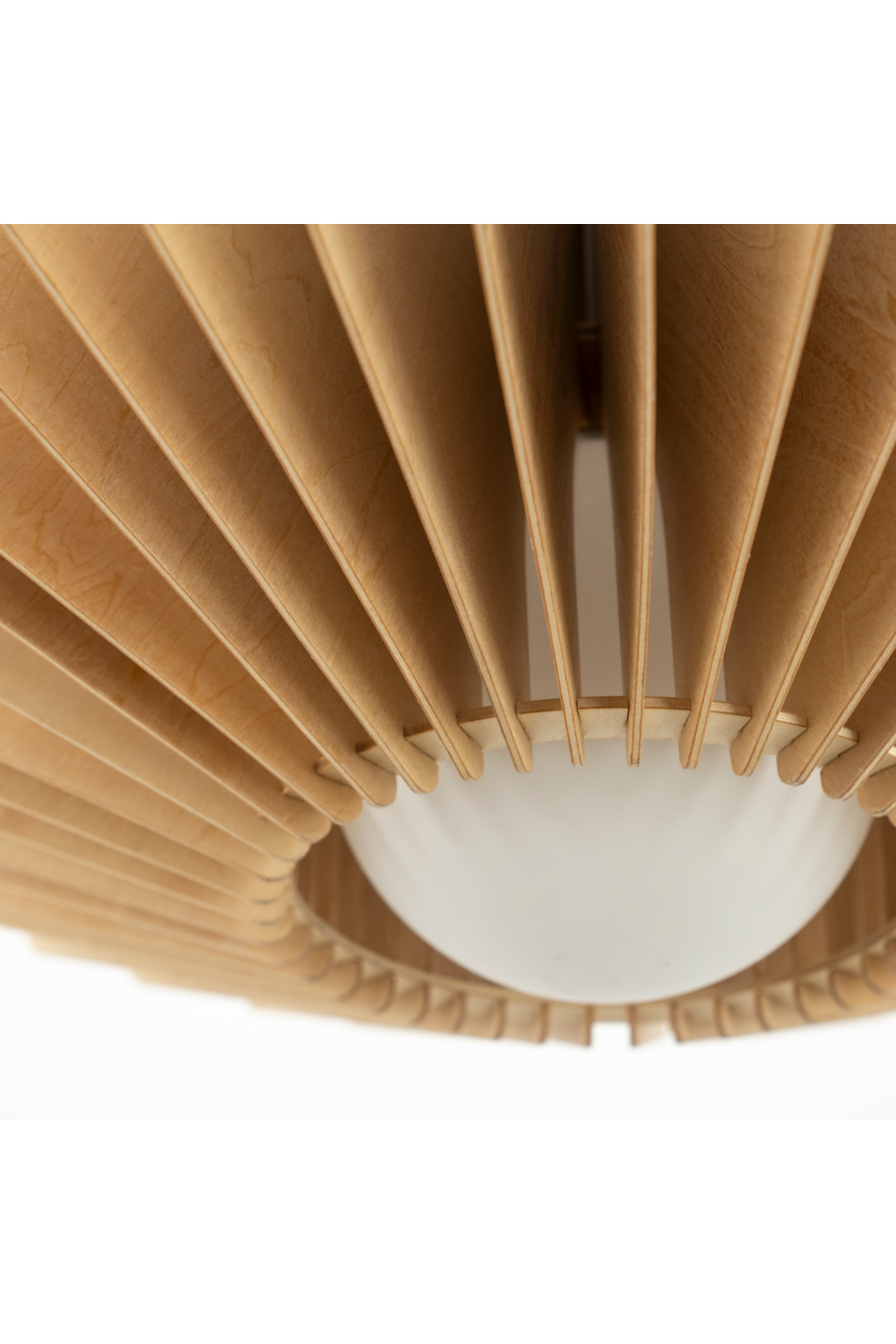 Wooden Sheet Pendant Lamp | Oroa.com