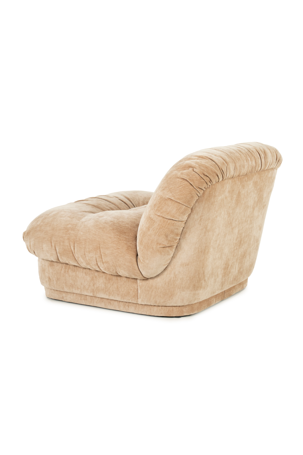 Fully-Upholstered Wrinkled Lounge Chair | Oroa.com