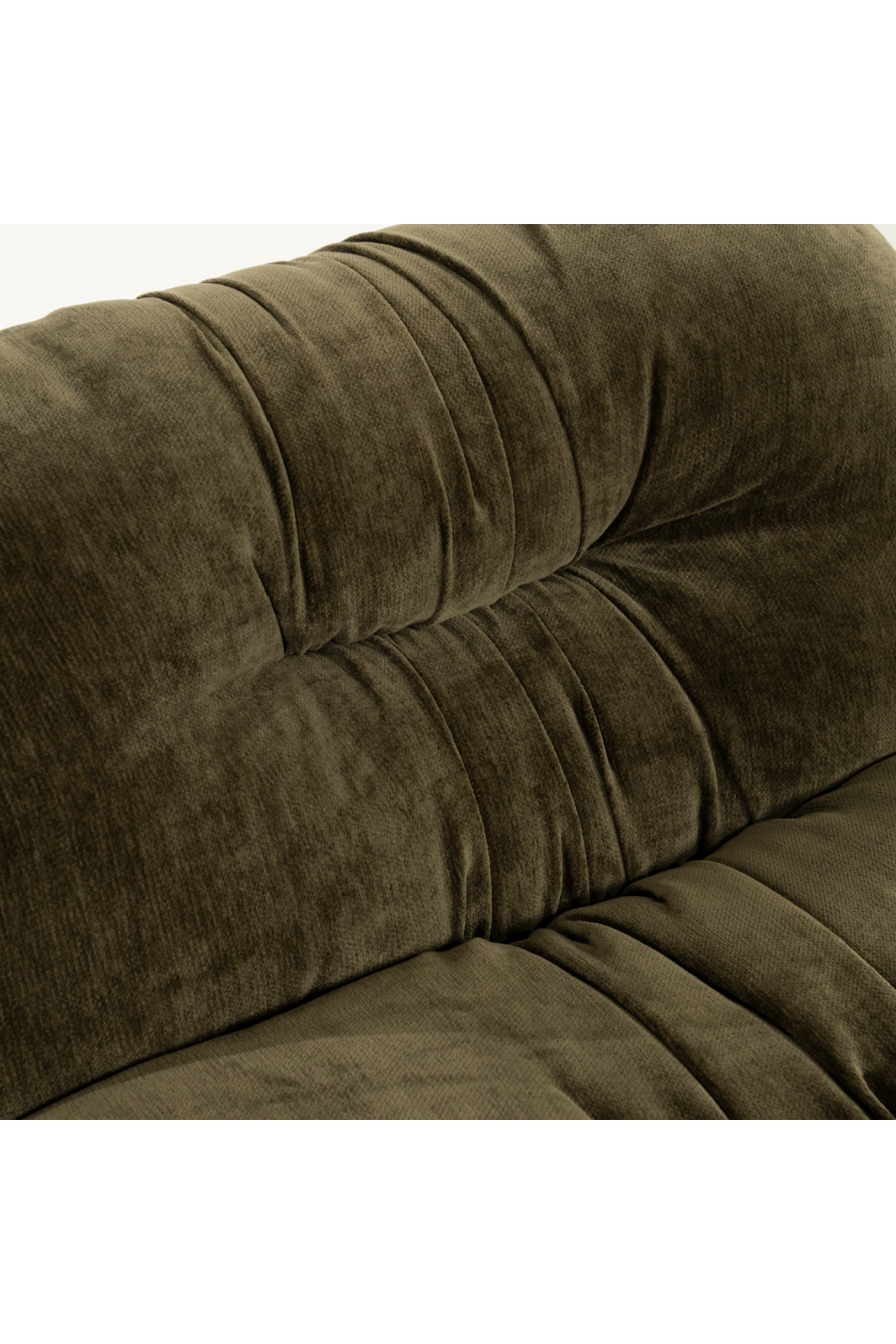 Fully-Upholstered Wrinkled Lounge Chair | Oroa.com