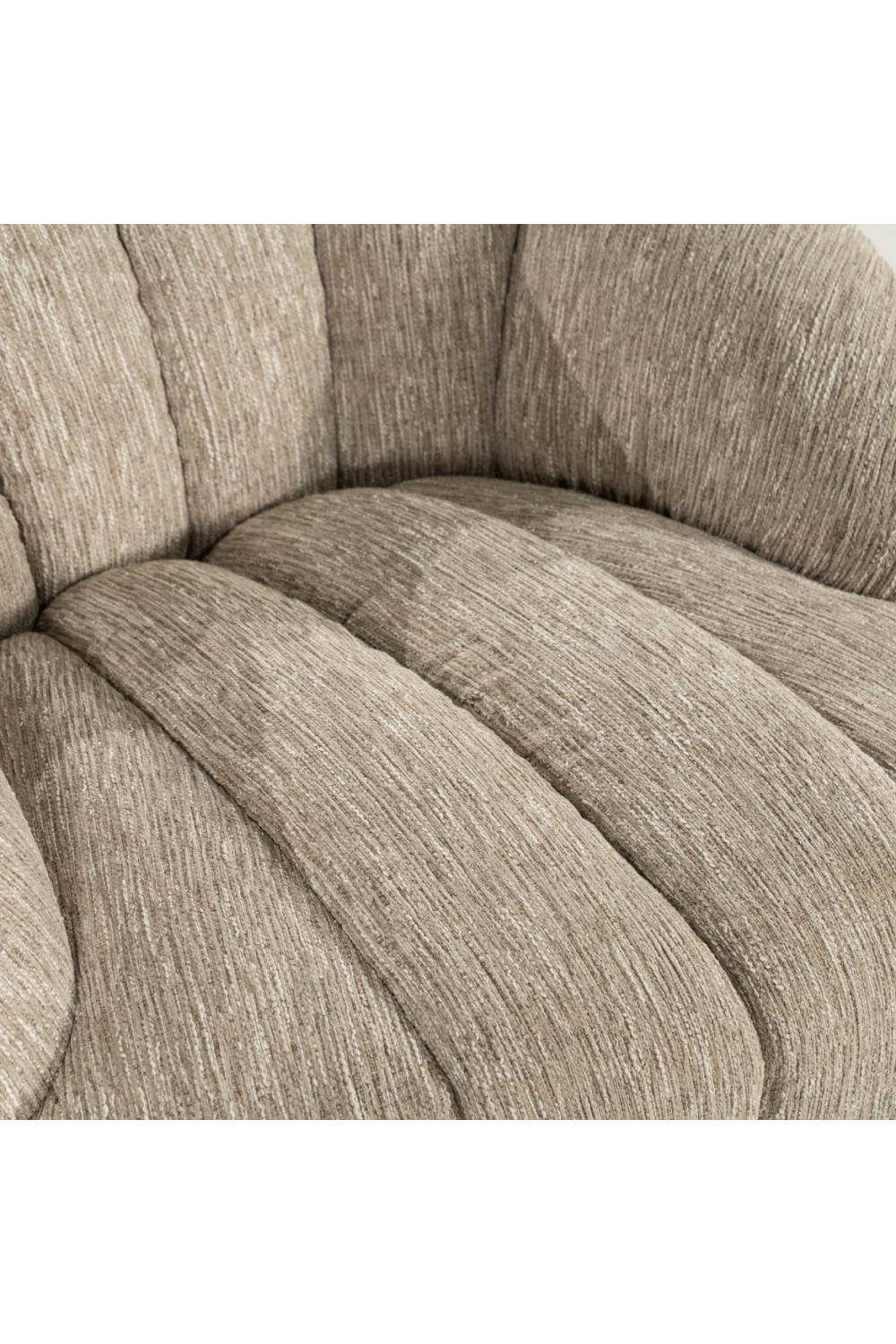 Deep-Channeled Swivel Chair | By-Boo Dream | Oroa.com