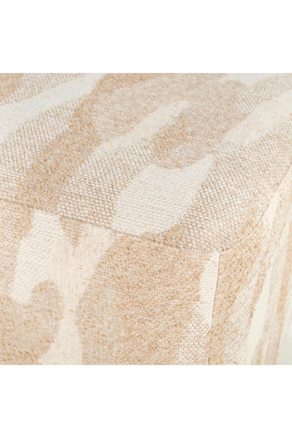 Square Tufted Lounge Chair | By-Boo Hive | Oroa.com