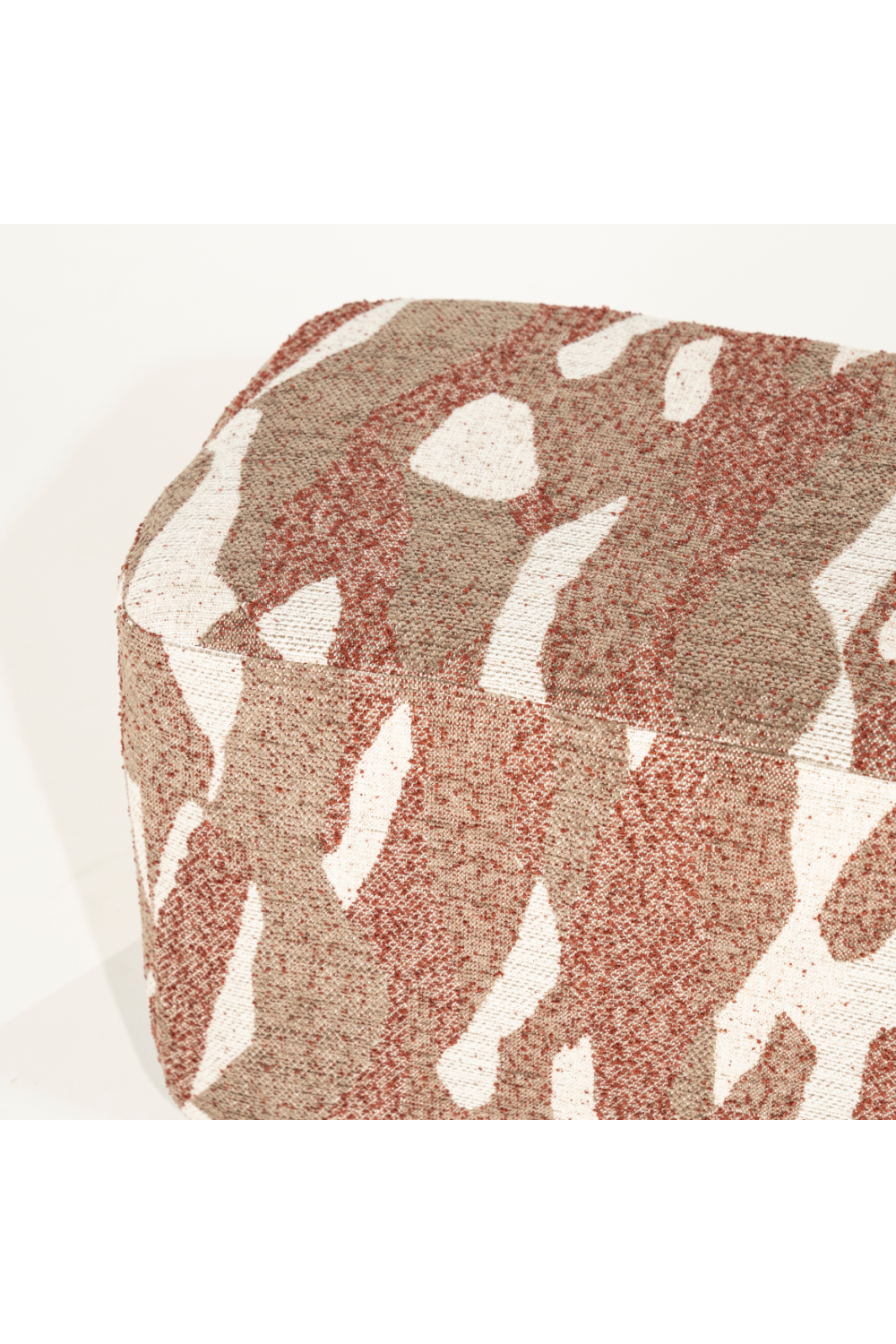Square Tufted Lounge Chair | Oroa.com