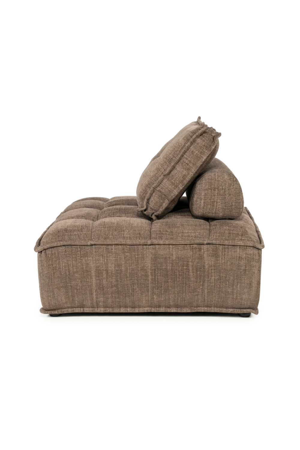 Square-Tufted Beige Lounge Chair | Oroa.com