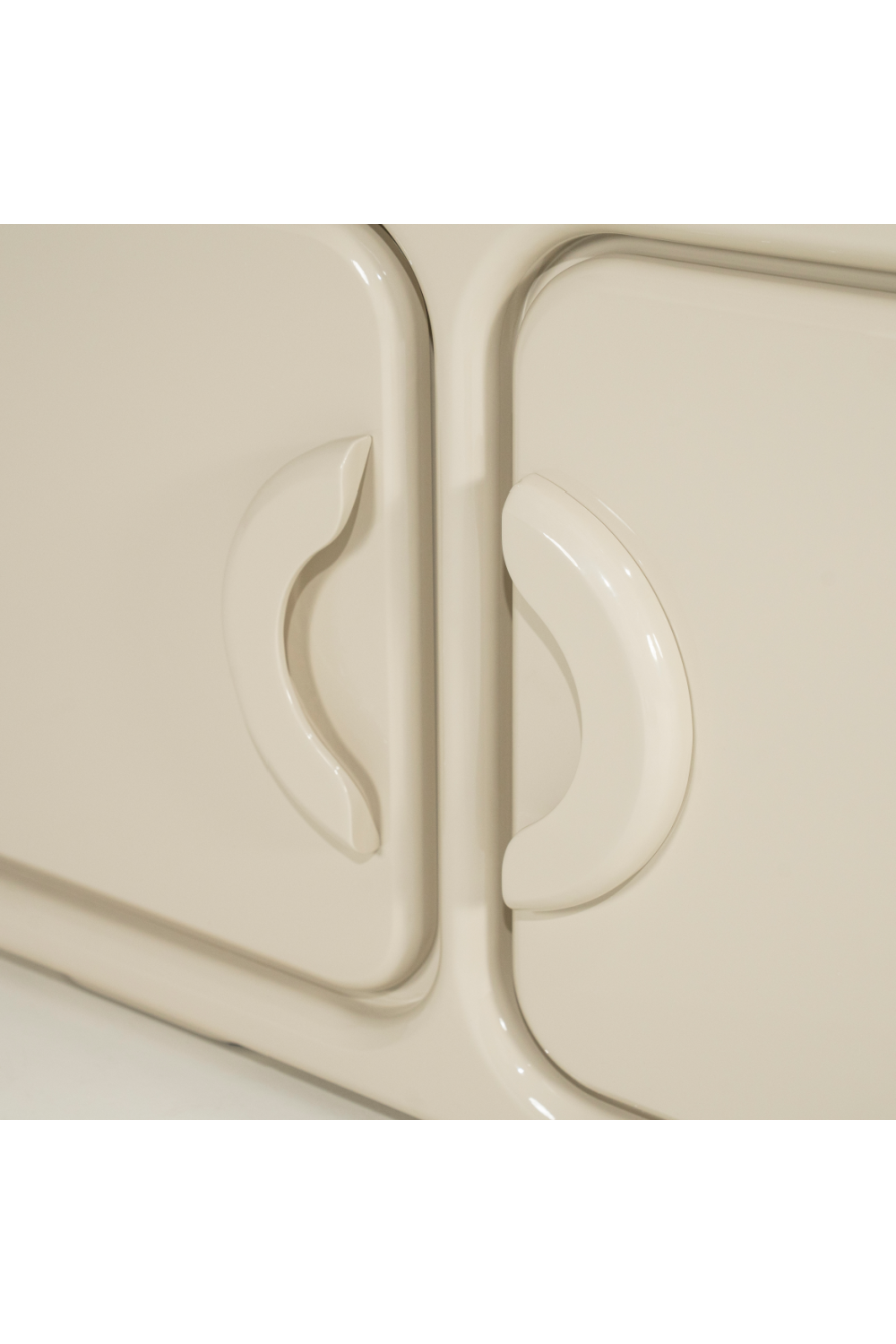 High-gloss 4-Door TV Cabinet | Oroa.com