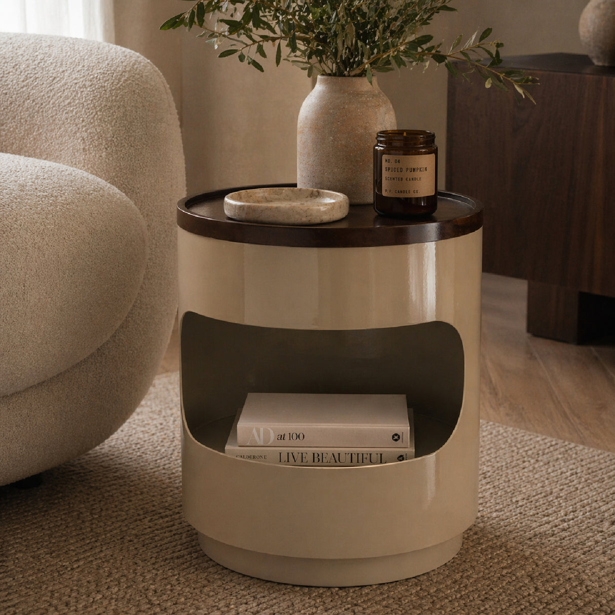 Round Oak Side Table | Oroa.com