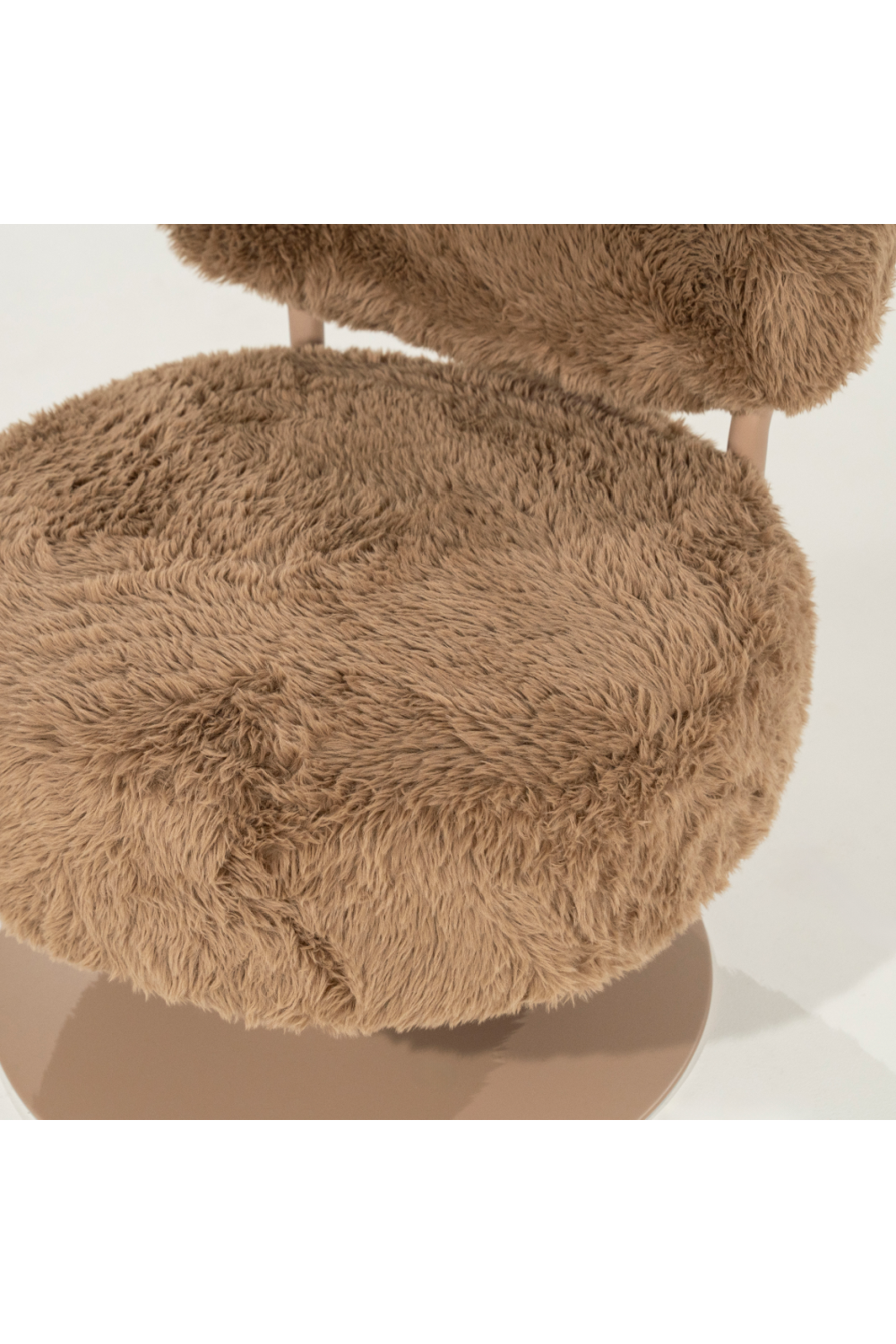Round Furry Swivel Chair | By-Boo Furlo | Oroa.com