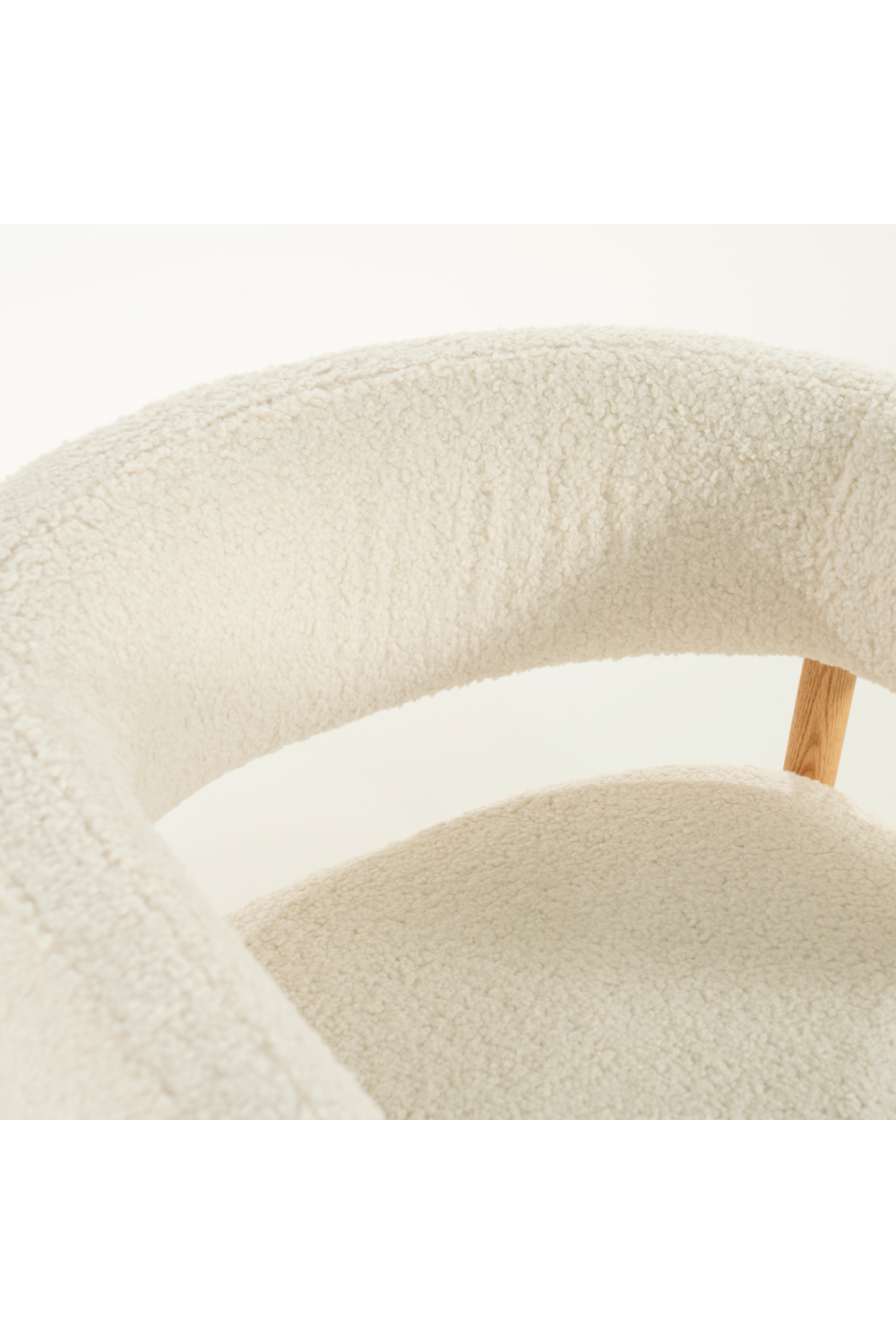 Oak Framed Curve Lounge Chair | By-Boo Cozy | Oroa.com