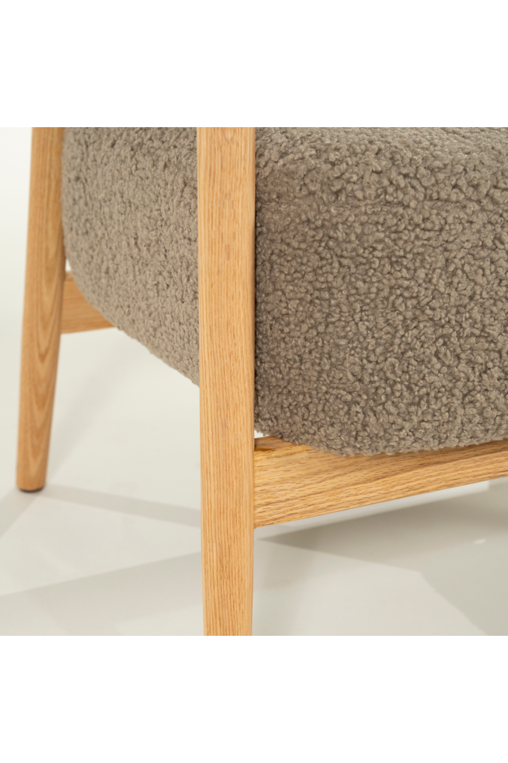 Oak Framed Curve Lounge Chair | Oroa.com