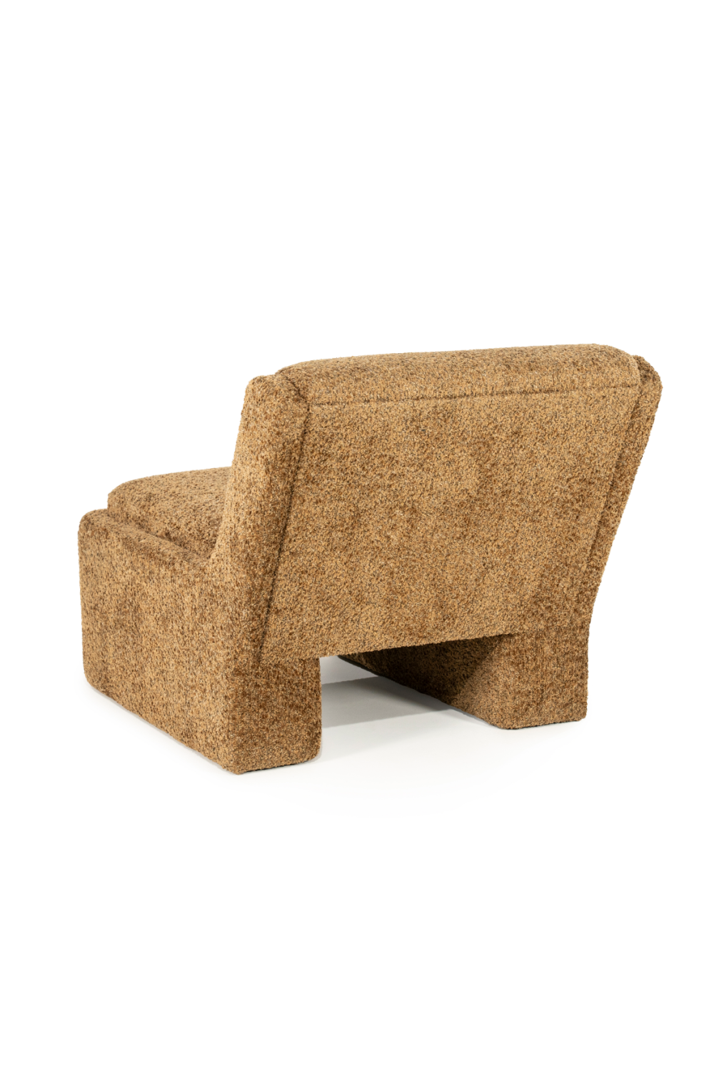 Fully-Upholstered Lounge Chair | By-Boo Omla | Oroa.com