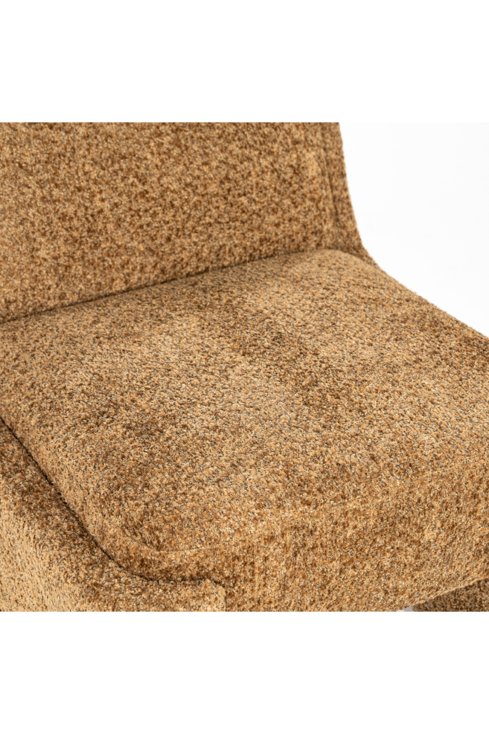 Fully-Upholstered Lounge Chair | Oroa.com