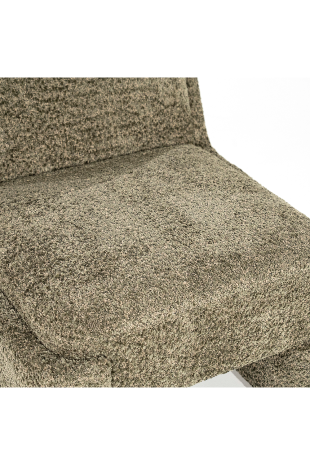 Fully-Upholstered Lounge Chair | By-Boo Omla | Oroa.com