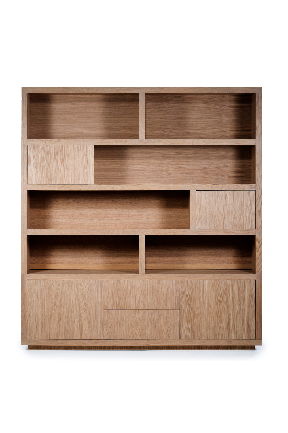 Coated Oak Cabinet | Eleonora Helsinki | OROA.com