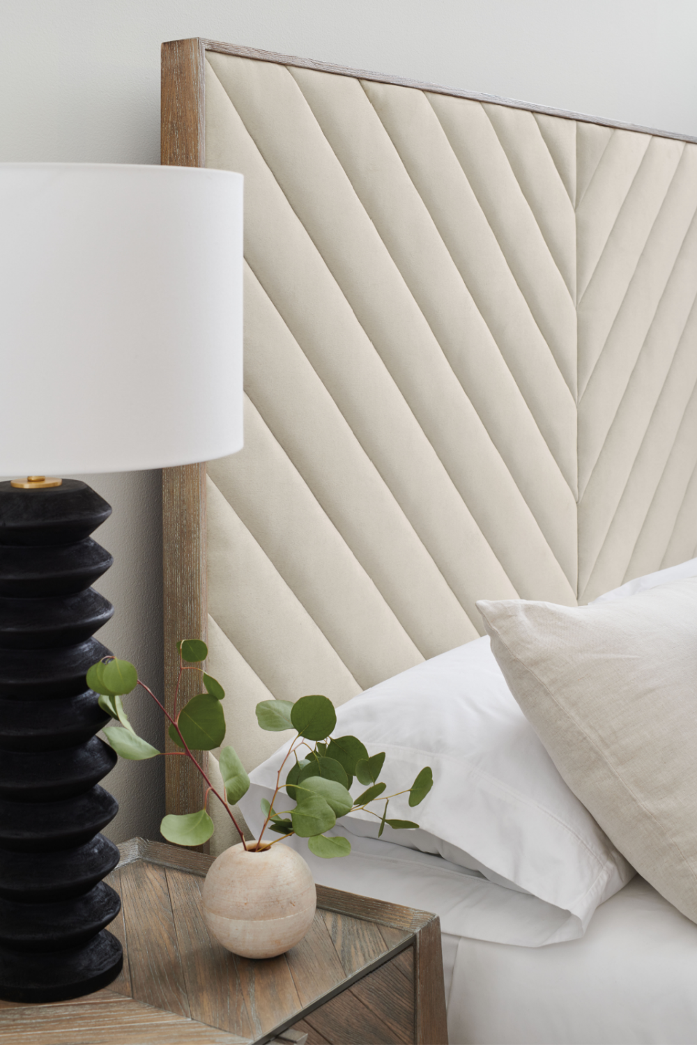 Ash Wood Upholstered Bed | Oroa.com