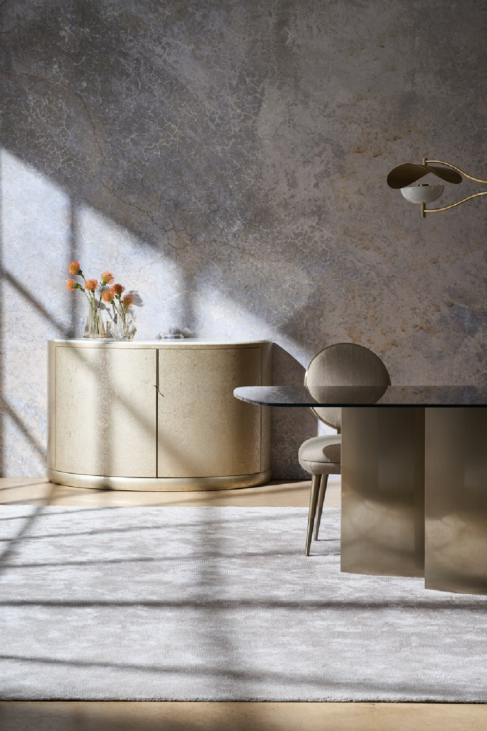 Gold Curved 2-Door Sideboard | Oroa.com